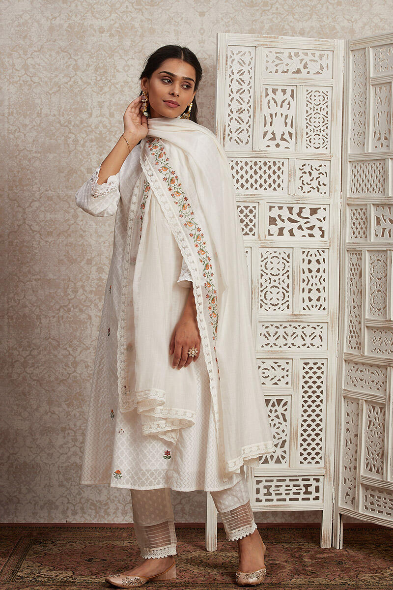 White Handcrafted Cotton Dupatta