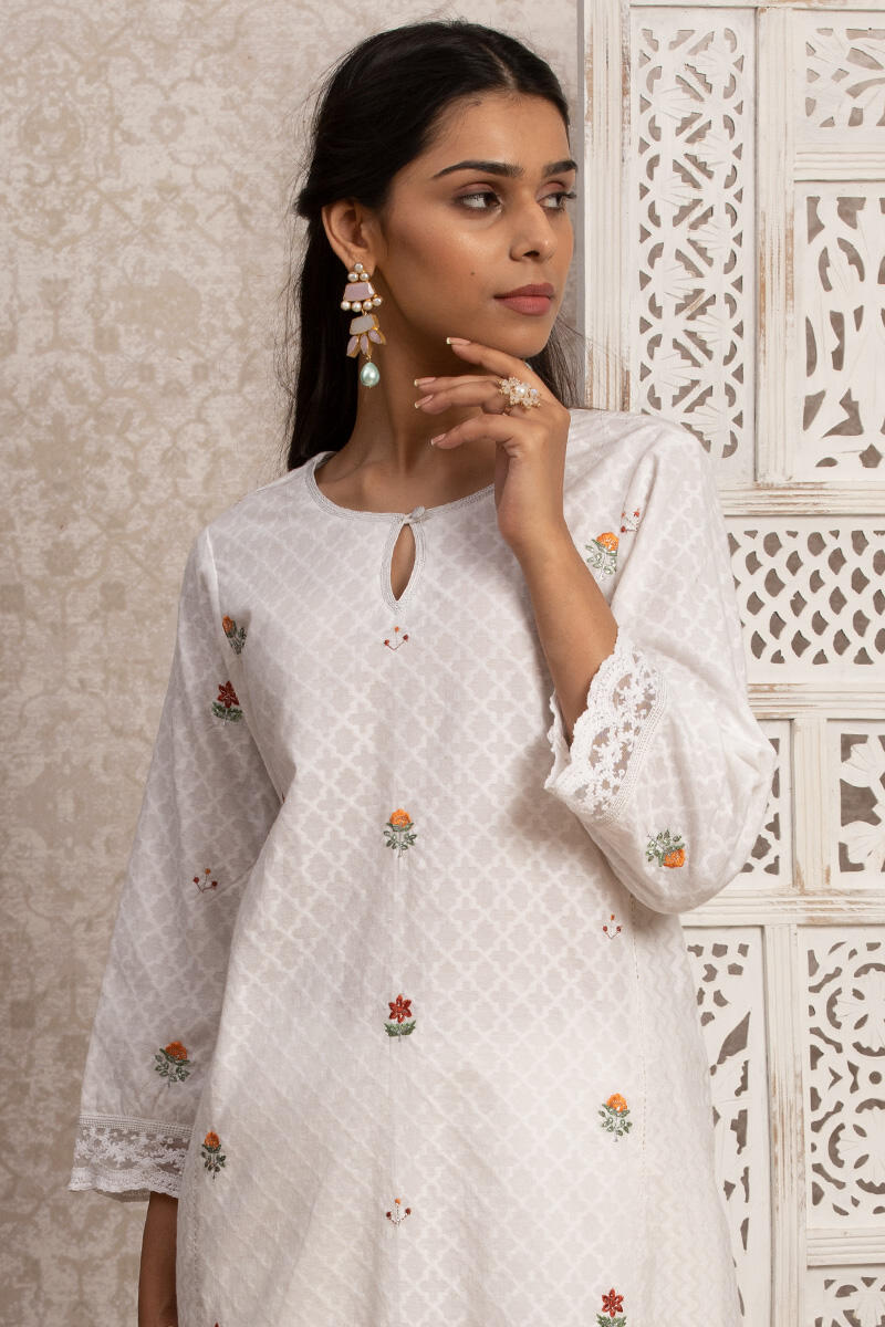 White Handcrafted A-Line Cotton Kurta