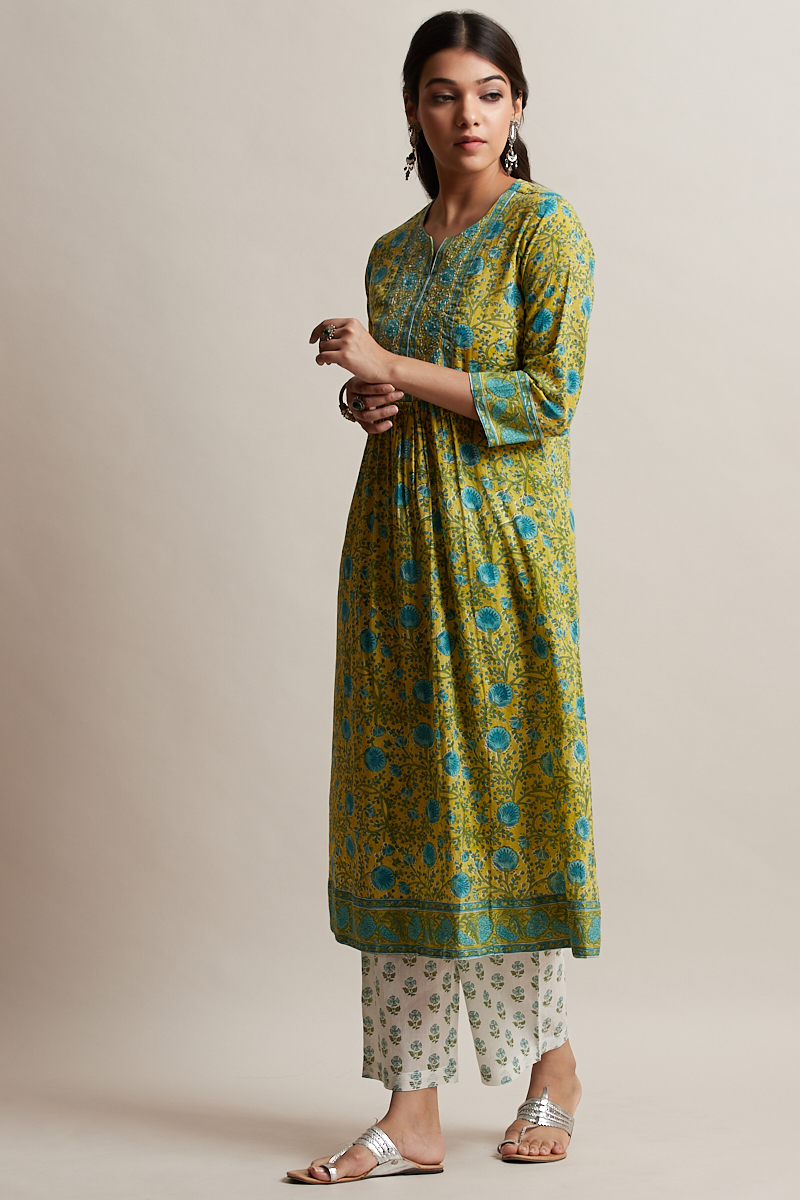 Buy Gulzar Sanaz Kurta | Green Kurtas for Women